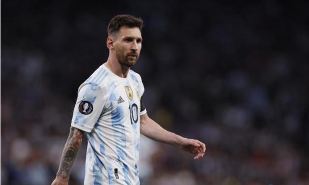 胖东来奖励处置施暴者员